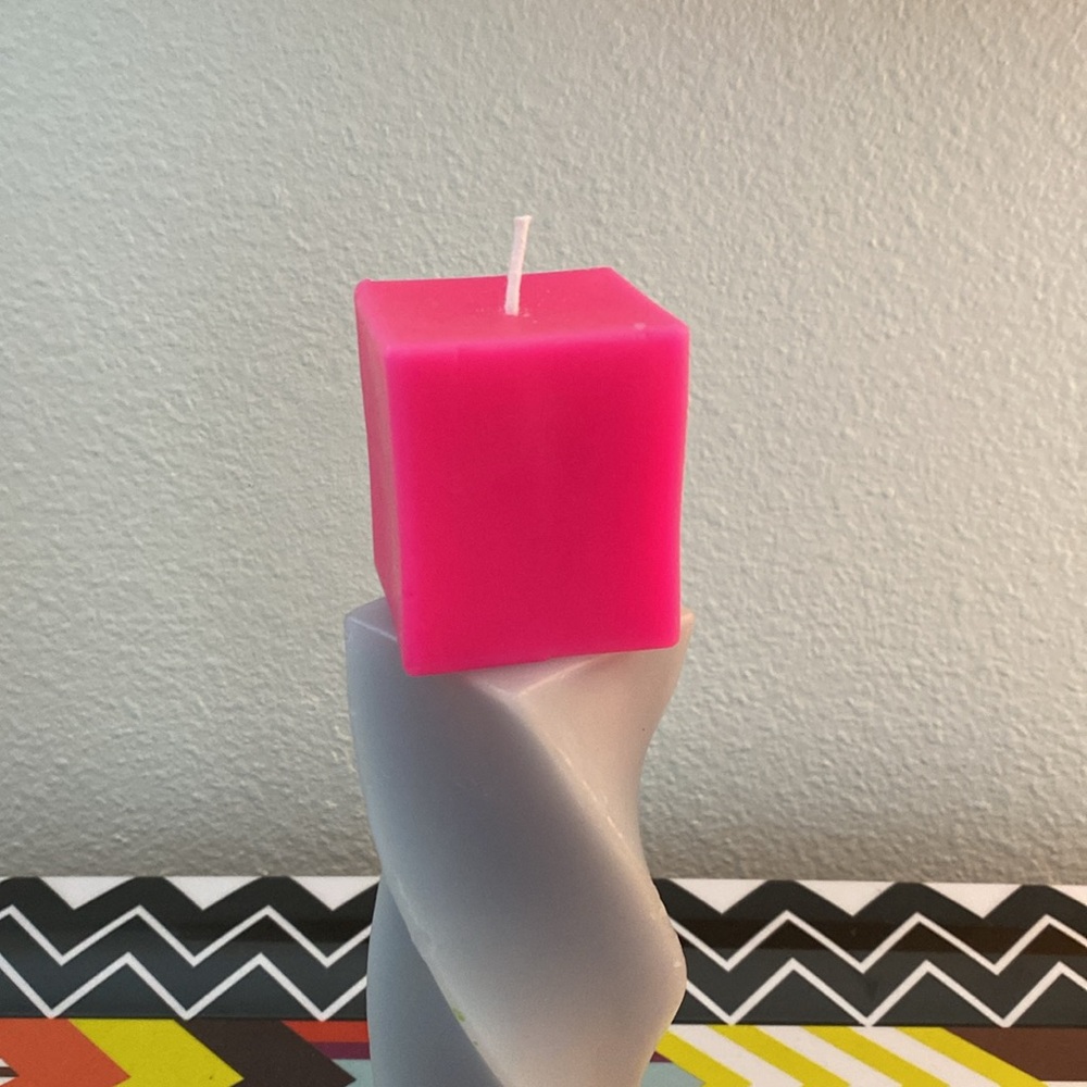 Pink and Gray Twisted Candle - Picture 2 of 2